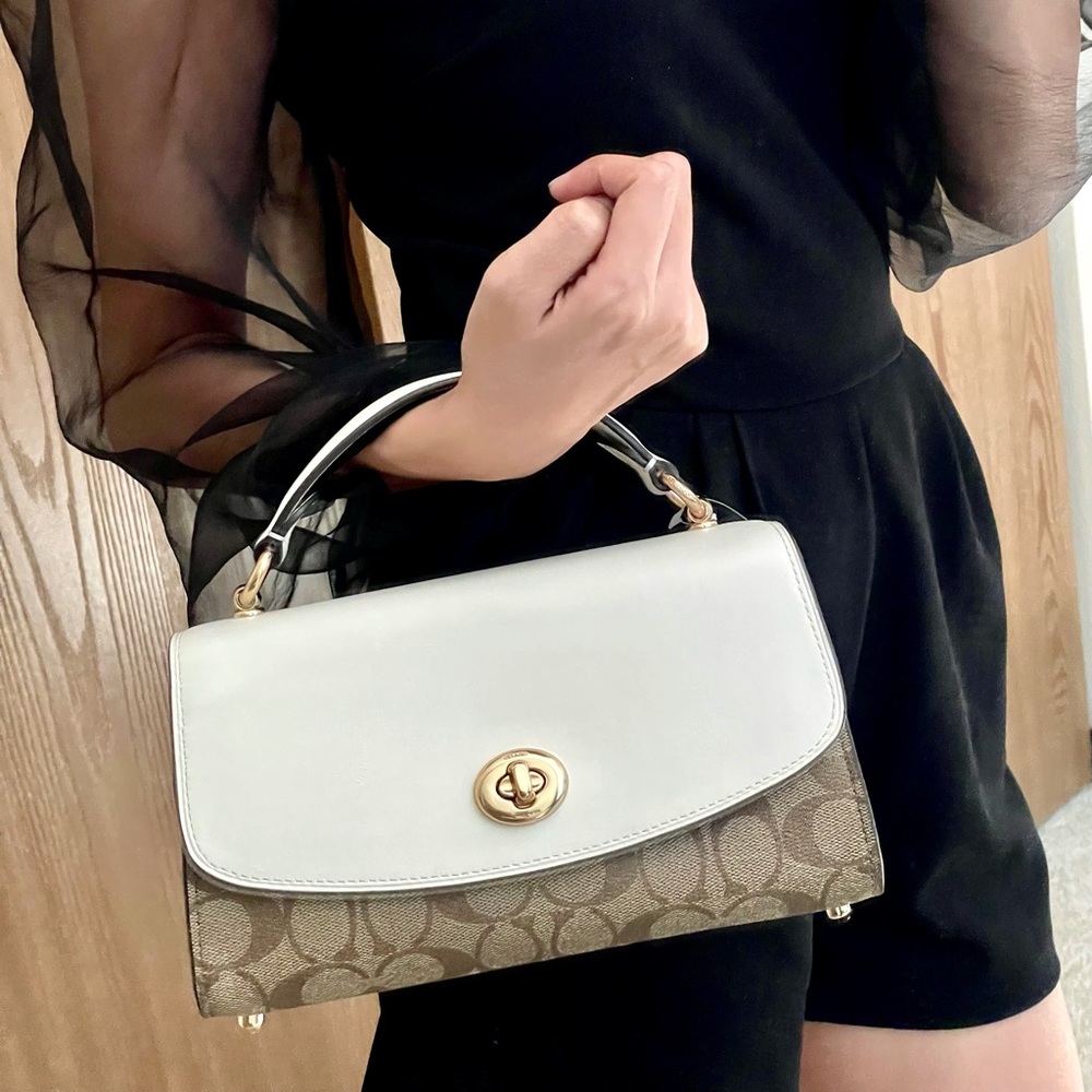 NWT COACH Tilly Satchel in signature canvas